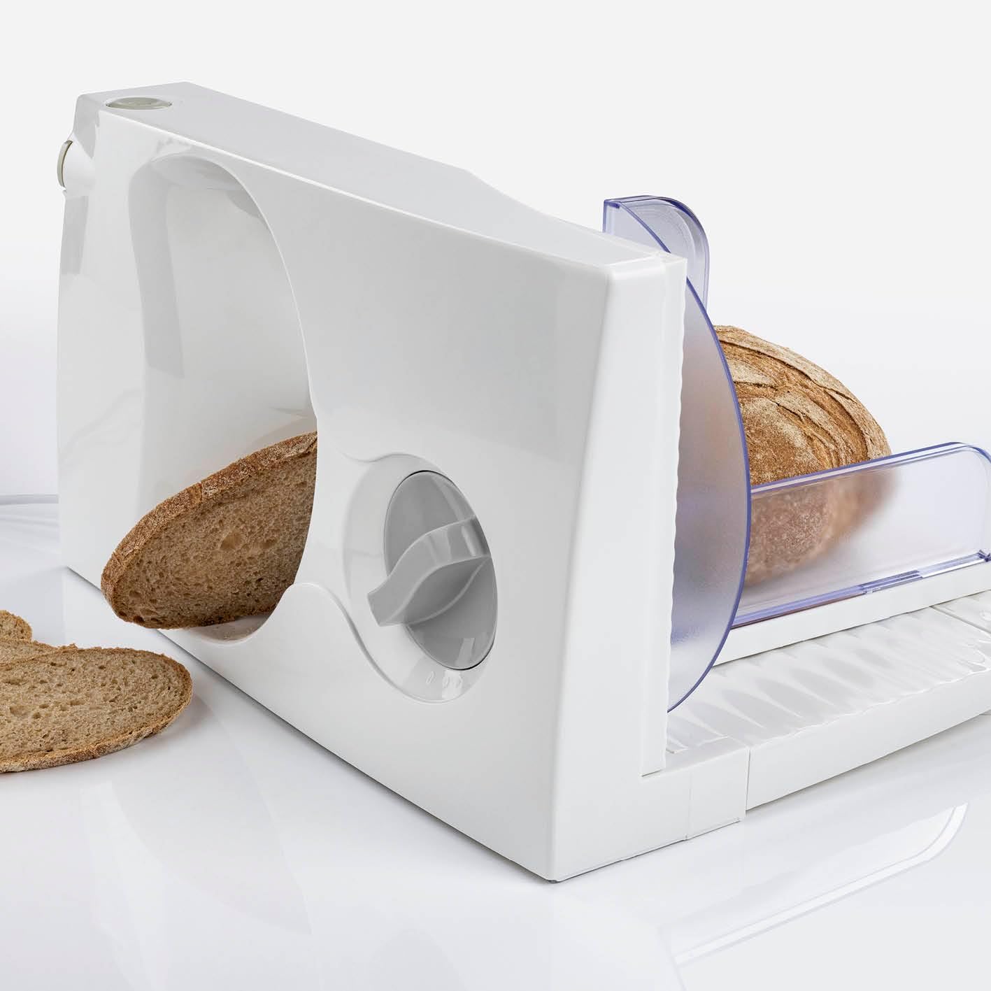 GOURMETmaxx Allesschneider 150W Weiß | Elektrisch mit Edelstahl-Klinge & Fingerschutz | Für Brot, Wurst, Käse, Fleisch & Gemüse | Schnittstärke 1,5–15 mm | Klinge herausnehmbar & leicht zu reinigen — Ansicht 3