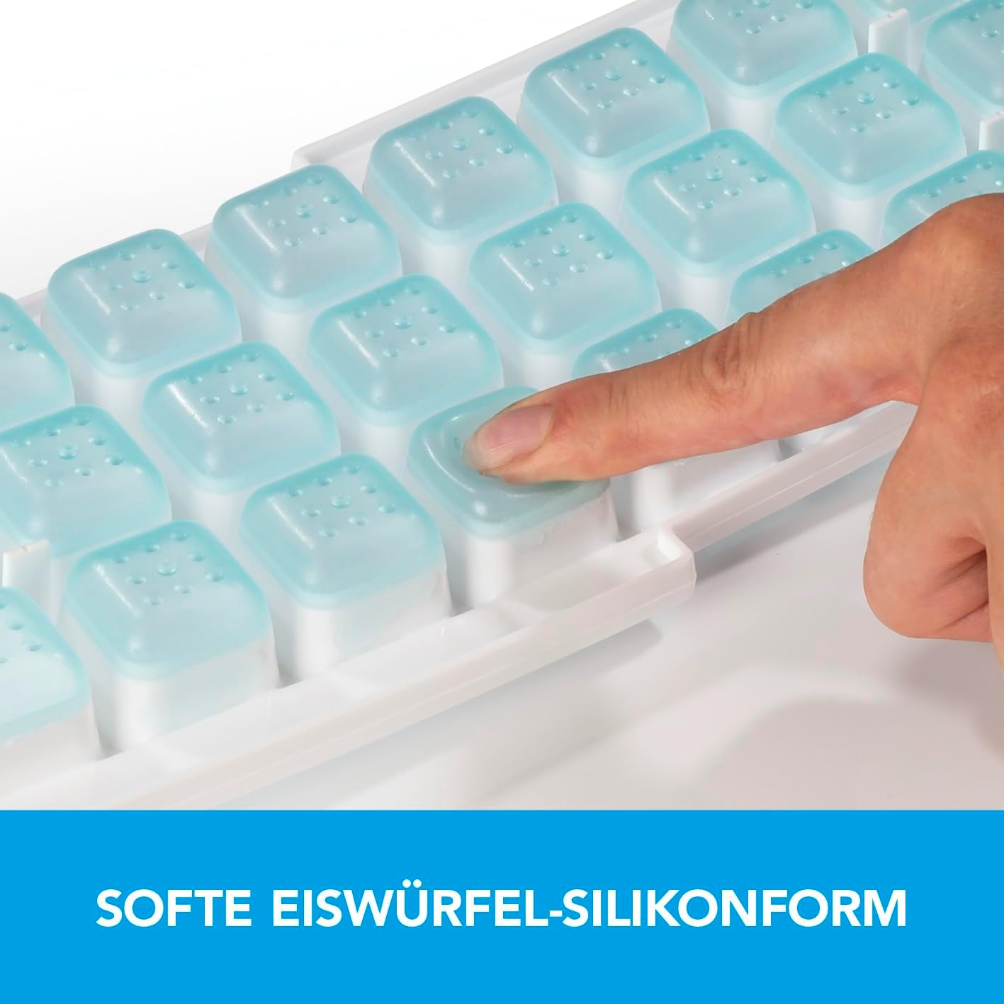 GOURMETmaxx Eiswürfelbehälter | 2-in-1 Funktion Maker-Form & Aufbewahrungsbox | Inkl. Schaufel & Ausstechgitter für bequemes/einfaches Entnehmen | Verschließbar & Stapelbar [BPA-frei] — Ansicht 3