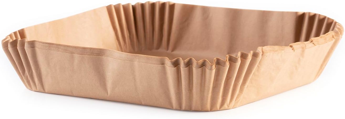 GOURMETmaxx quadratisches Backpapier für Heißluftfritteuse 5 bis 8 Liter | Backpapierschalen antihaftbeschichtet & ölbeständig | Airfryer Backpapier – flexible Form | 100 Stück – 23 x 23 x 4,5 cm