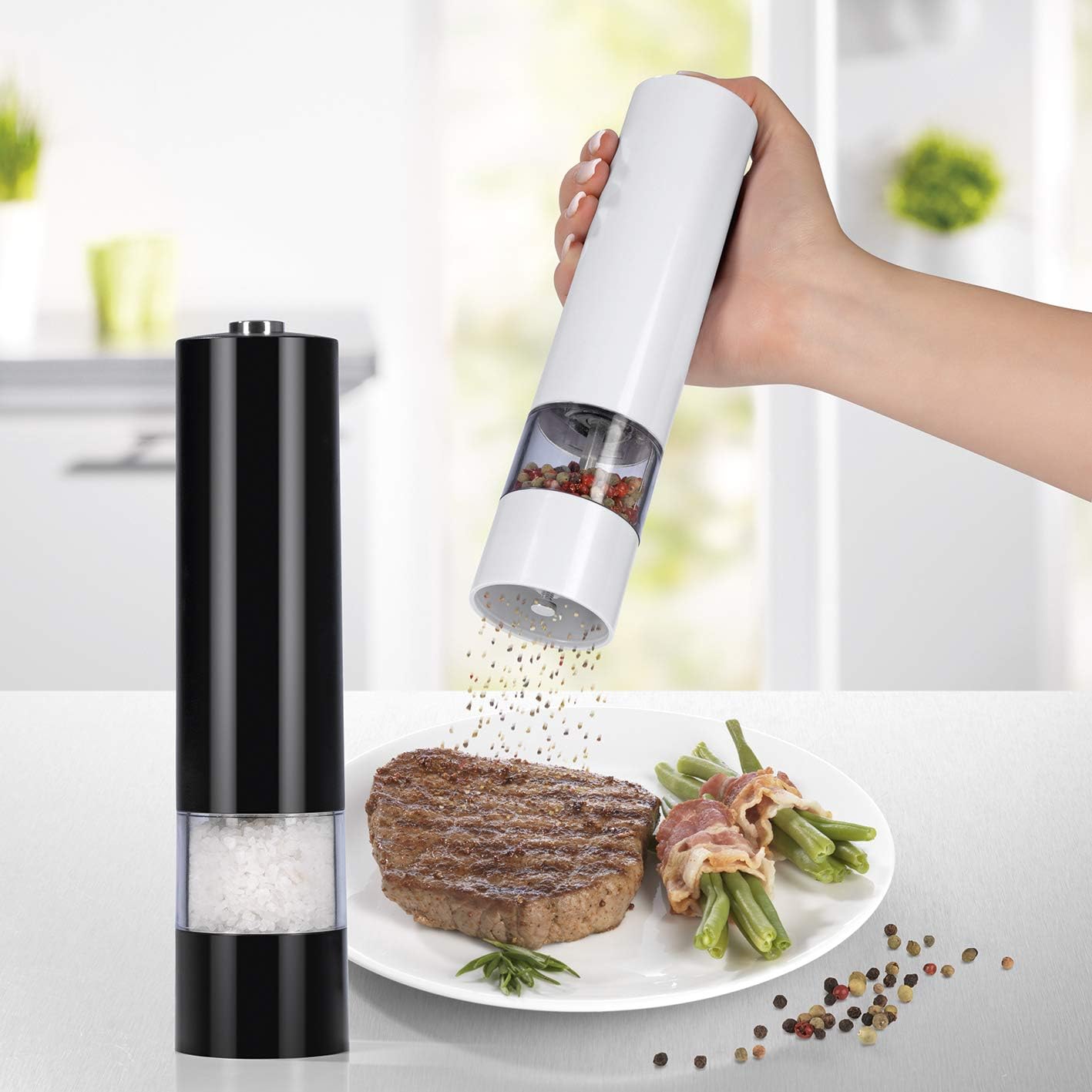 GOURMETmaxx Salz- & Pfeffermühle 2-TLG. Mit Keramikmahlwerk und LED Beleuchtung - 6V Extra starker batteriebetriebener Motor — Ansicht 5