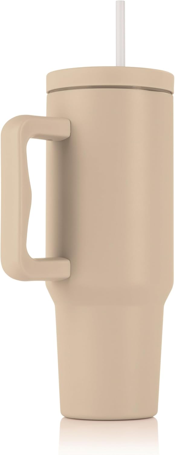 GOURMETmaxx Thermobecher mit Strohhalm & Henkel | 1,2 L Kaffebecher To Go | Isolierbecher mit 2in1 Deckel | Auslaufsicherer Cup, Beige — Ansicht 2