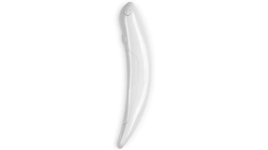 Ein geschlossenes weißes Klappmesser mit gebogenem Griff, dargestellt vor einem schlichten weißen Hintergrund – ein praktisches Werkzeug, das eine positive Bewertung für Ihre Sammlung garantiert.