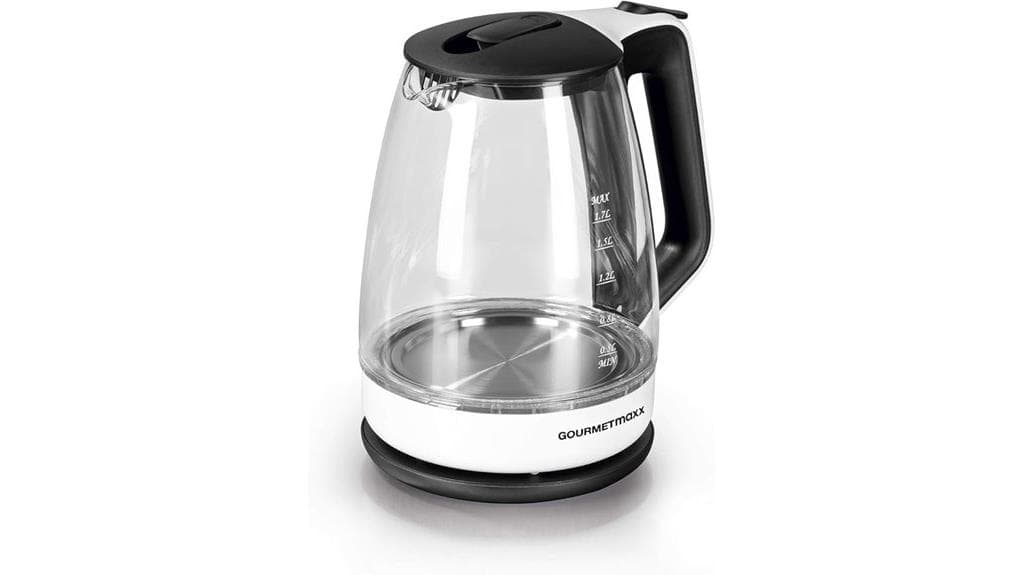 Auf seinem Sockel steht ein durchsichtiger GOURMETmaxx Glas-Wasserkocher mit schwarzem Griff und Deckel, der über sichtbare Wasserstandsmarkierungen verfügt – perfekt für punktgenaues Kochen und mit Top-Bewertungen der Nutzer.
